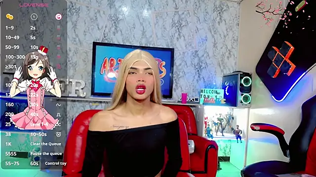 Snapshot of Karol_Vanessa__ chatting on 05/04/26, 12:01 Karol Vanessa online show from 05/04/26, 12:01