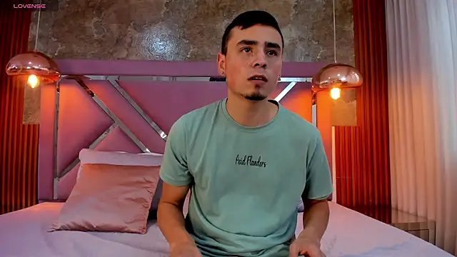 ChloeandAdam online show from 03/08/26, 09:29