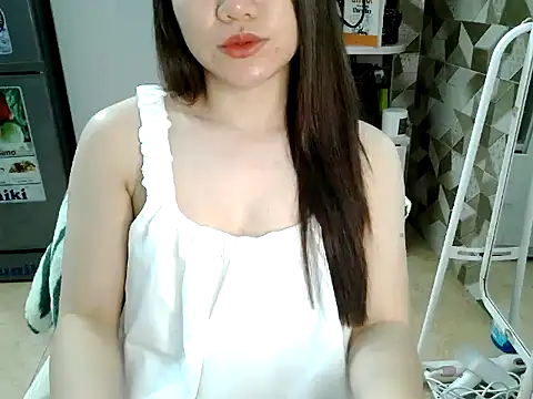 Amy8386 online show from 02/08/26, 06:06