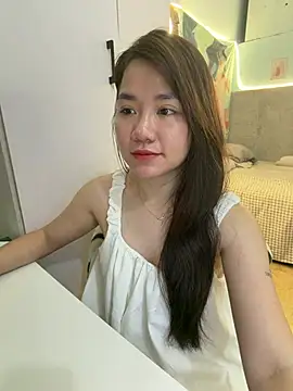 Snapshot of Amy8386 chatting on 06/25/26, 11:04 Amy8386 online show from 06/25/26, 11:04