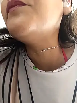 zoe marcus online show from 02/15/26, 03:47