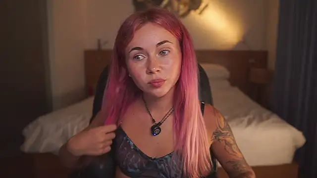 Sarah Pink online show from 03/26/26, 01:49