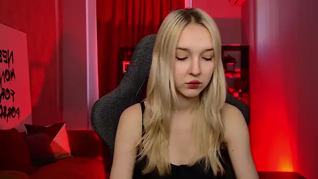 MaoqiBeverly online show from 03/14/26, 07:47