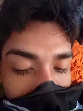 maximoluna online show from 02/02/26, 08:07