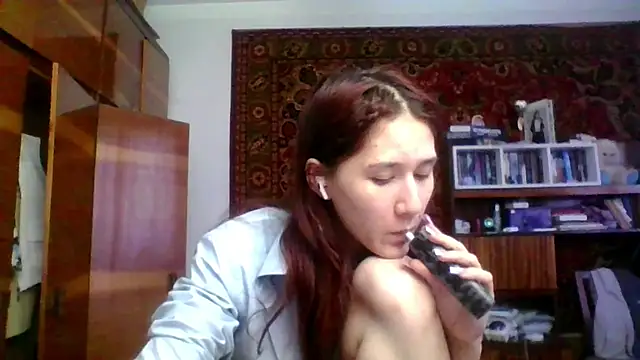 NickiKisinger online show from 04/06/26, 07:53