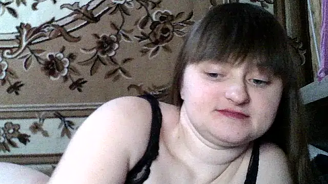 LuckyLust15 online show from 02/15/26, 06:04