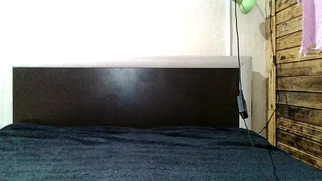 LuckyLust15 online show from 04/25/26, 04:26