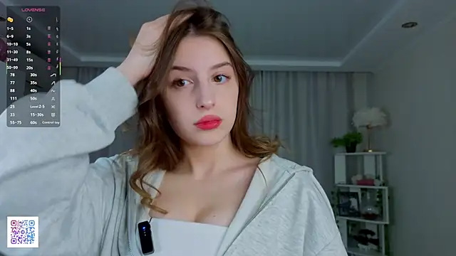 LeanneDinkle online show from 04/22/26, 04:04