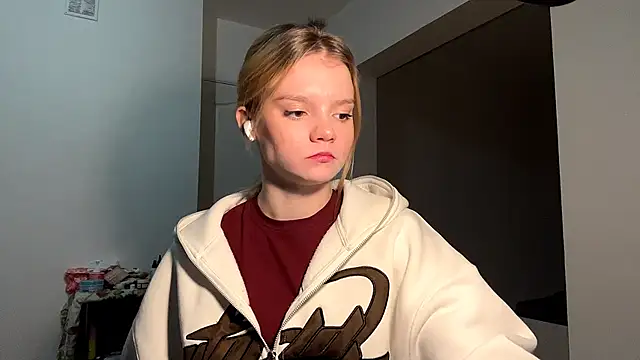 Tiffany Muse online show from 02/25/26, 11:03