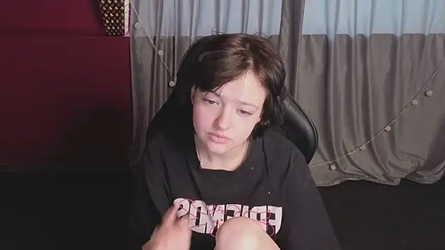 Svenaa Kopnie online show from 02/06/26, 02:38