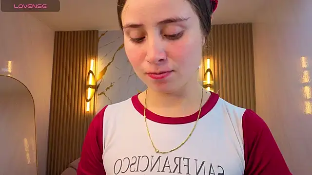 Ariana18 b online show from 02/28/26, 12:50