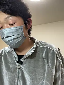 K0U-123 online show from 03/18/26, 01:14