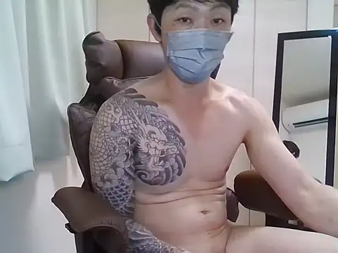 Snapshot of K0U-123 chatting on 07/02/26, 02:12 K0U-123 online show from 07/02/26, 02:12