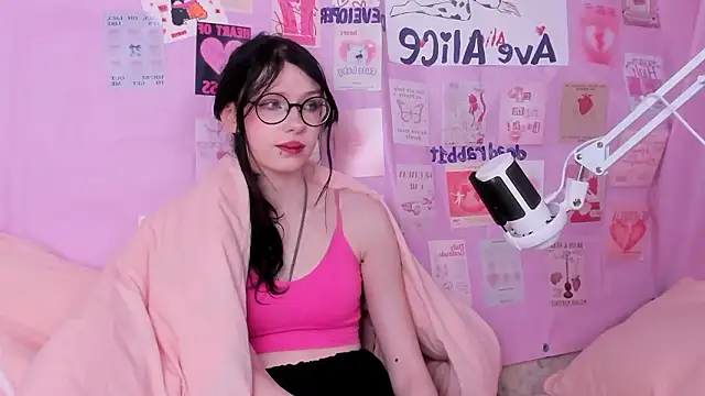 NessaV online show from 02/03/26, 09:25