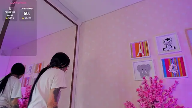 Ashley Blum  online show from 04/14/26, 12:11