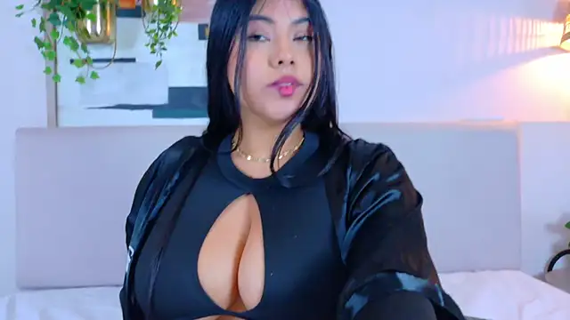 VioletBloomm online show from 03/17/26, 11:35