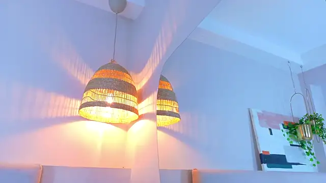 VioletBloomm online show from 04/10/26, 11:26