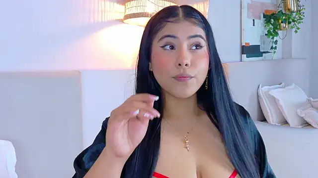 VioletBloomm online show from 04/21/26, 11:38