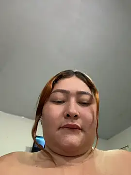 Snapshot of Rouse-Antonella_ chatting on 07/14/26, 05:34 Rouse-Antonella online show from 07/14/26, 05:34