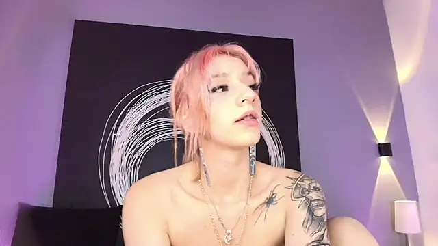 AlannaViera online show from 04/28/26, 03:00