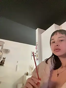 Just-Lilly online show from 03/12/26, 11:16