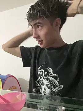 AlexanderCollman2 online show from 04/01/26, 03:07