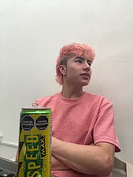Snapshot of AlexanderCollman2 chatting on 05/28/26, 04:26 AlexanderCollman2 online show from 05/28/26, 04:26