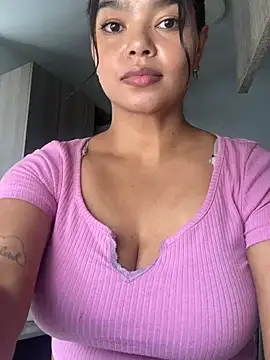 moonhelen online show from 05/27/26, 06:05