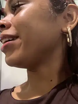CarolineFyre online show from 06/01/26, 01:13