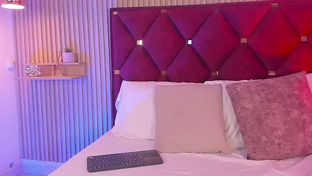 Axa Graham online show from 02/24/26, 07:12