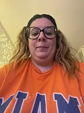 JasmineGlow7 online show from 04/12/26, 06:57