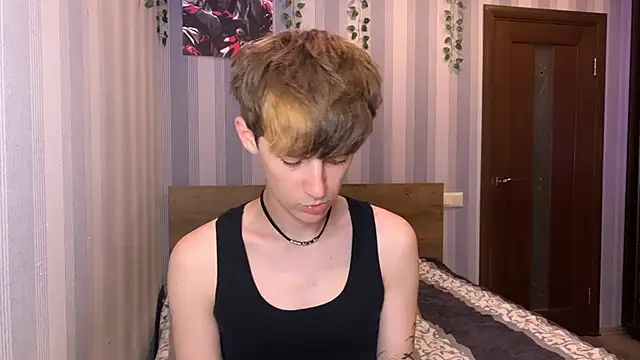 Snapshot of Sweet_Dude chatting on 07/07/26, 08:13 Sweet Dude online show from 07/07/26, 08:13