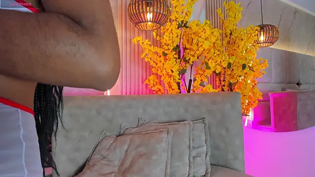 EmmaLovve online show from 04/16/26, 03:18