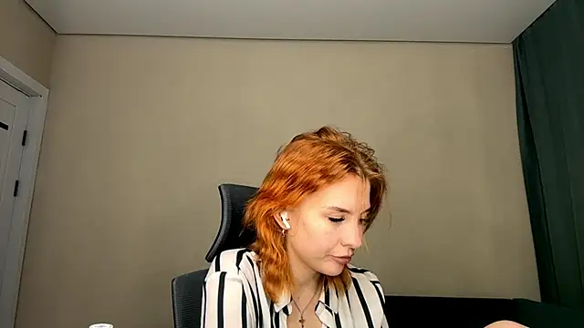 LuxuryRita online show from 02/09/26, 01:48