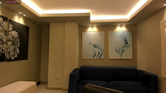 LucieMartin online show from 03/11/26, 07:31