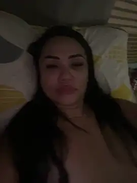 Snapshot of Deyseprado35 chatting on 02/17/26, 08:37 Deyseprado35 online show from 02/17/26, 08:37