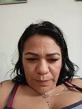 Snapshot of Dafne_77 chatting on 05/26/26, 03:08 Dafne 77 online show from 05/26/26, 03:08