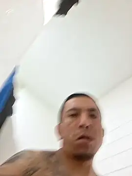 bigbooietx online show from 04/17/26, 02:09