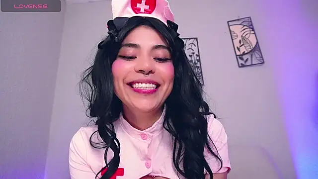 loveegirll1 online show from 02/26/26, 03:49