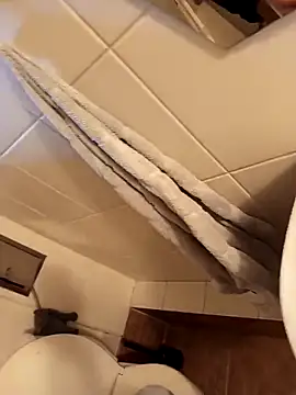 Snapshot of MalyHelikopter1234 chatting on 04/05/26, 04:42 MalyHelikopter1234 online show from 04/05/26, 04:42