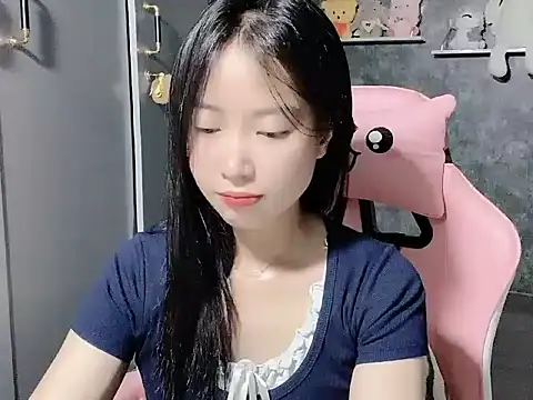 Linne6789 online show from 04/20/26, 06:20