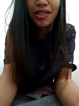 WildJennifercum online show from 03/17/26, 03:22