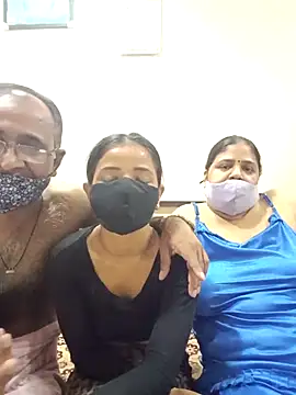 HoneyHush online show from 04/25/26, 08:06