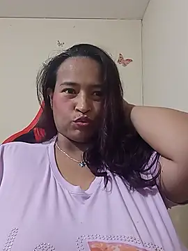 Snapshot of BustySexy_Nataly chatting on 07/19/26, 10:46 BustySexy Nataly online show from 07/19/26, 10:46