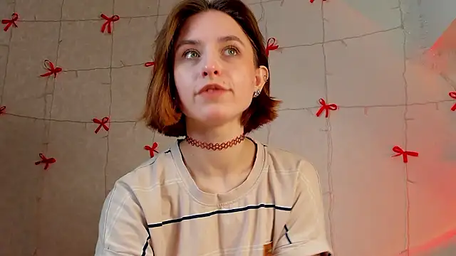 VelvetCaress online show from 02/22/26, 09:41