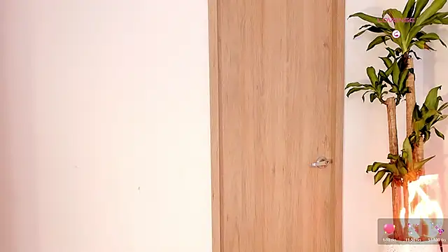 Chinese goddess  online show from 04/21/26, 10:32