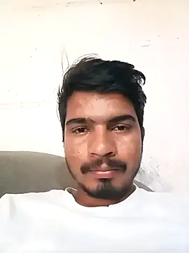 Snapshot of Harry302933 chatting on 03/09/26, 08:51 Harry302933 online show from 03/09/26, 08:51