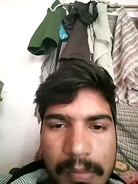 Harry302933 online show from 04/25/26, 07:33