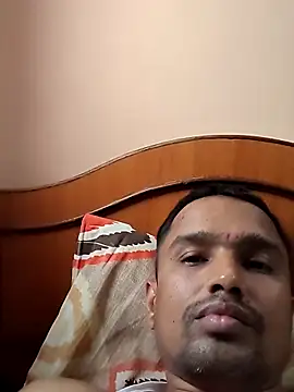 Mumbai handsom92 online show from 02/06/26, 05:34