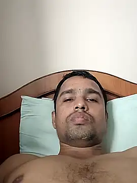 Mumbai handsom92 online show from 03/14/26, 04:18